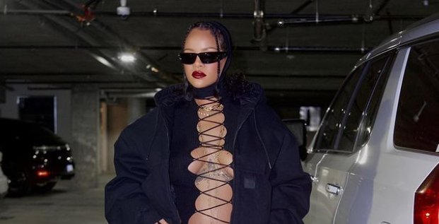 Rihanna: Κάνει comeback με την εμφάνισή της στο Super Bowl 2023