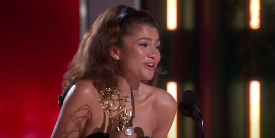 Βραβεία Emmy: Κονταροχτυπήθηκαν HBO και Netflix – Zendaya και Lee Jung-jae στους μεγάλους νικητές