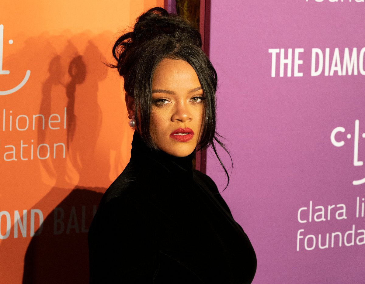 Η Rihanna επιστρέφει στη μουσική μετά από 6 χρόνια απουσίας – Ανήρτησε ένα μικρό δείγμα του τραγουδιού