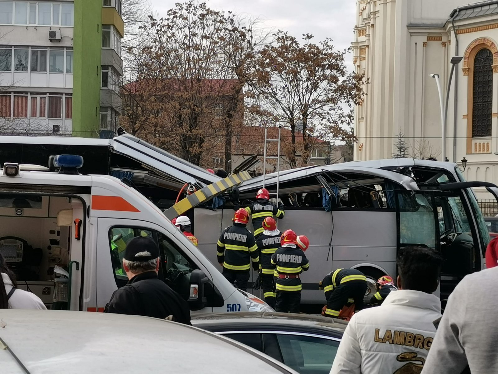 Ρουμανία: Τροχαίο με λεωφορείο που επέβαιναν 47 Έλληνες – Ένας νεκρός, πολλοί τραυματίες