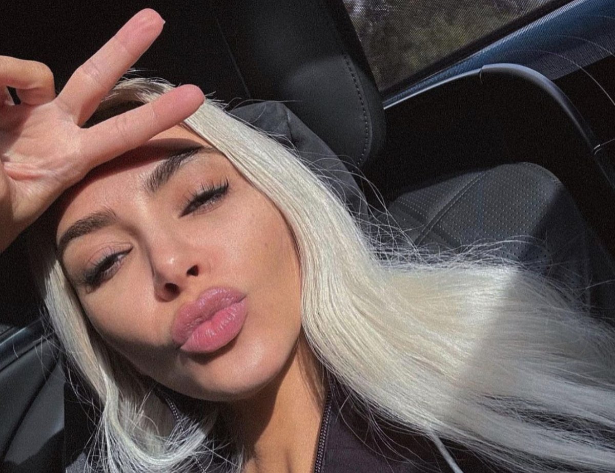 Kim Kardashian: Μοιάζει με αιχμή προς τον Kanye West – Δείχνει τα οπίσθια της και την πλάτη της στο 2022