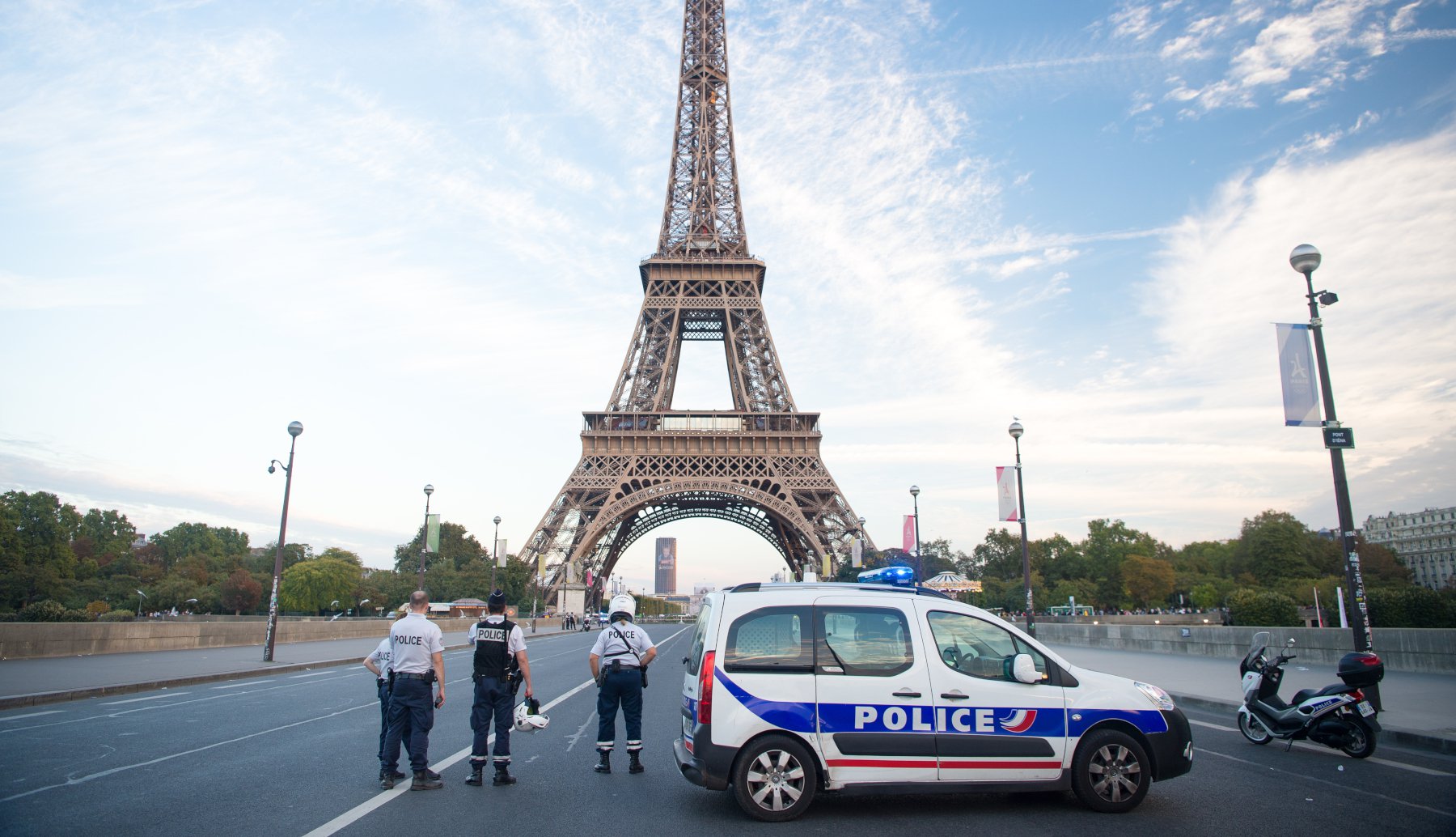 Οι Αρχές απαγόρευσαν πορεία σε περιοχή κοντά στο Παρίσι