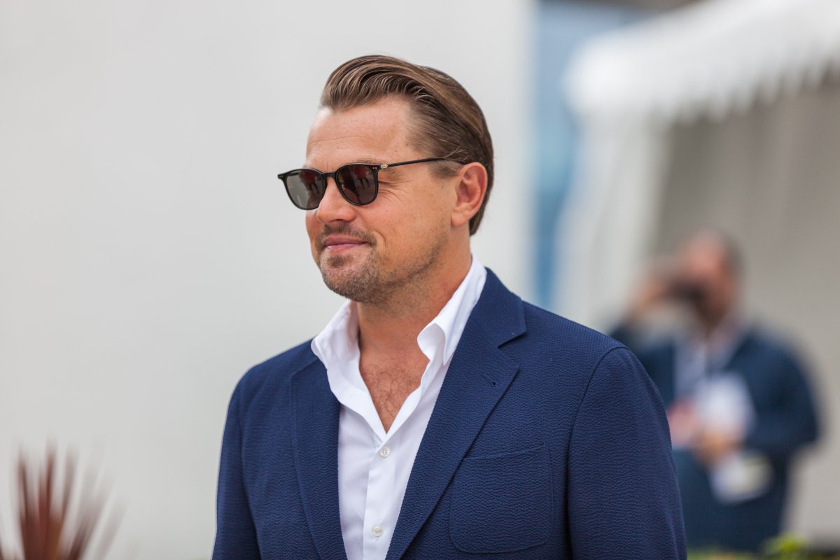 Συνεχίζει την τακτική «Ζάχος Δόγγανος» ο γύπας DiCaprio: Άφησε την over 25 Gigi Hadid και έμπλεξε με 23χρονη