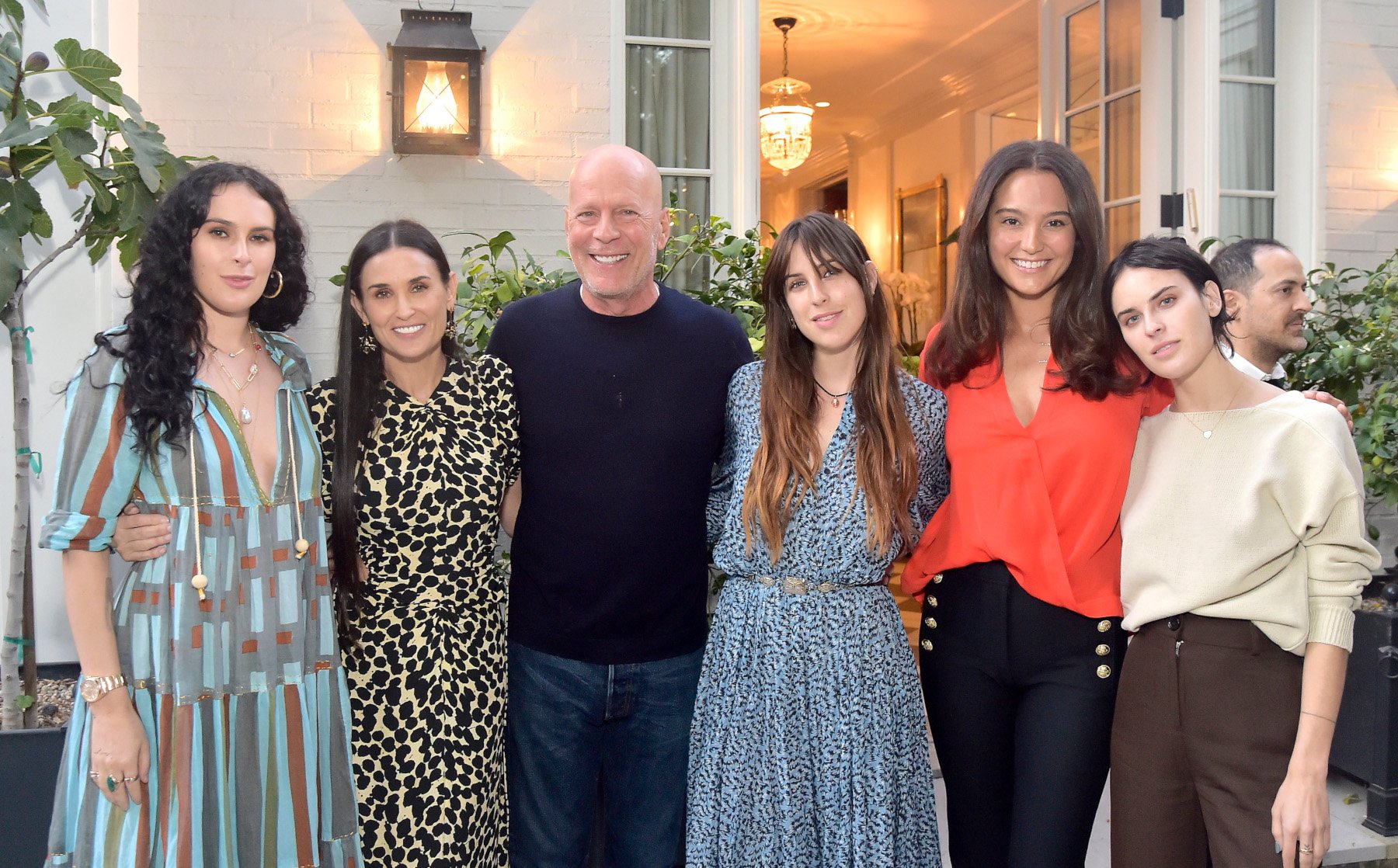 Bruce Willis: Τι είναι η μετωποκροταφική ανοία που πάσχει - 6 ως 8 χρόνια το προσδόκιμο ζωής για τους ασθενείς Bruce Willis