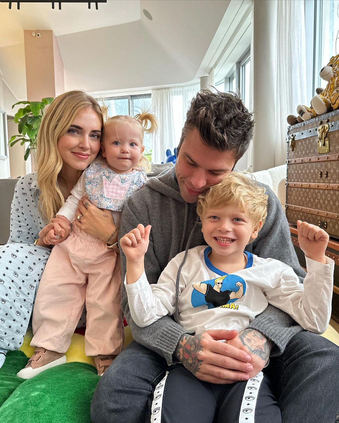 Χωρίζουν τελικά Φεράνι και Fedez; Με δάκρυα στα μάτια ο ράπερ ξεκαθάρισε τα πράγματα Φεράνι Fedez