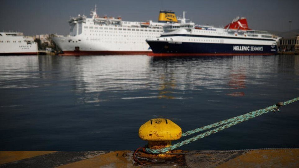 Ακινητοποιημένα τα πλοία την Τετάρτη – 24ωρη απεργία από την ΠΝΟ