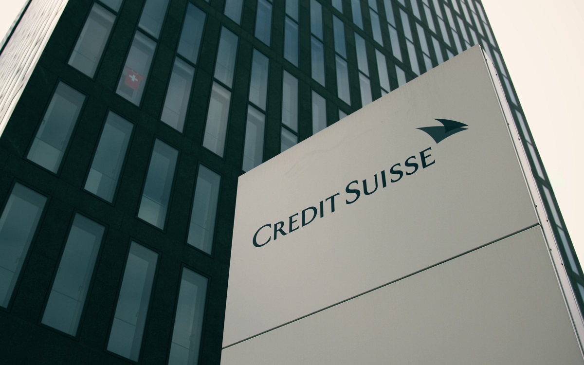 «Ματωμένη» Τετάρτη στις αγορές – Στο ναδίρ η Credit Suisse και παγκόσμιο σοκ