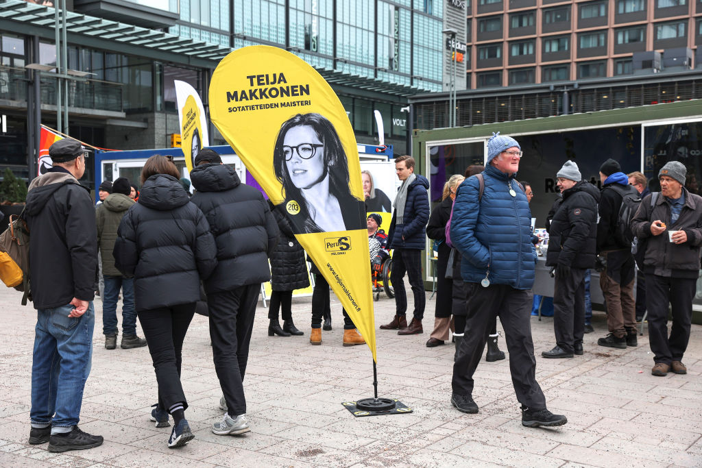 Φινλανδία: Με φόντο τις εκλογές «κλειδώνουν» οι τρεις επικρατέστεροι υποψήφιοι