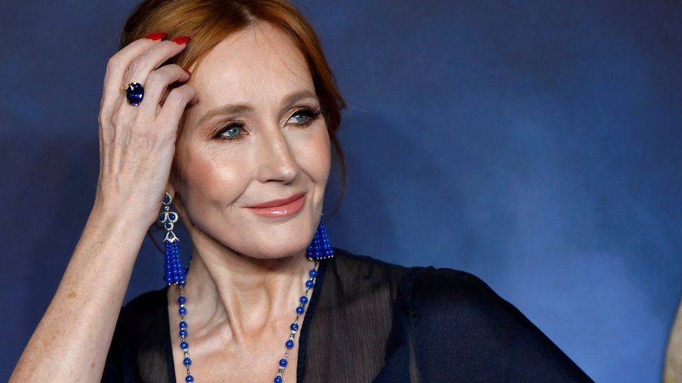 J. K. Rowling: Η προειδοποίηση στον νέο ηγέτη της Σκωτίας και η ατάκα της για τους τρανς που προκάλεσε ξανά