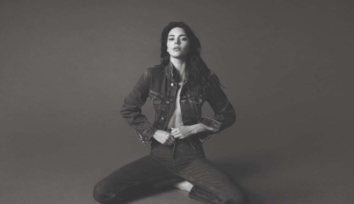 Calvin Klein: Kendall Jenner και FKA Twigs πρωταγωνιστούν στη νέα καμπάνια για την Άνοιξη του 2023