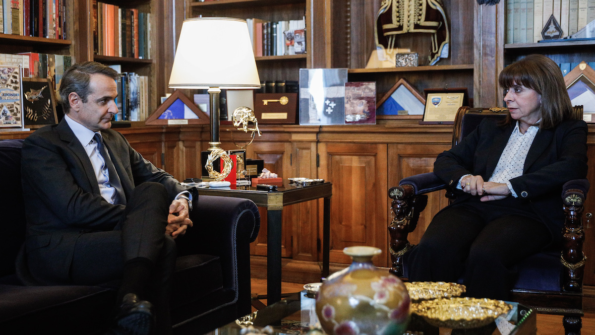 Μητσοτάκης σε Σακελλαροπούλου | «Η έρευνα για την τραγωδία θα γίνει με διαφάνεια και ταχύτητα» Κυριάκος Μητσοτάκης, Κατερίνα Σακελλαροπούλου, Προεδρικό Μέγαρο