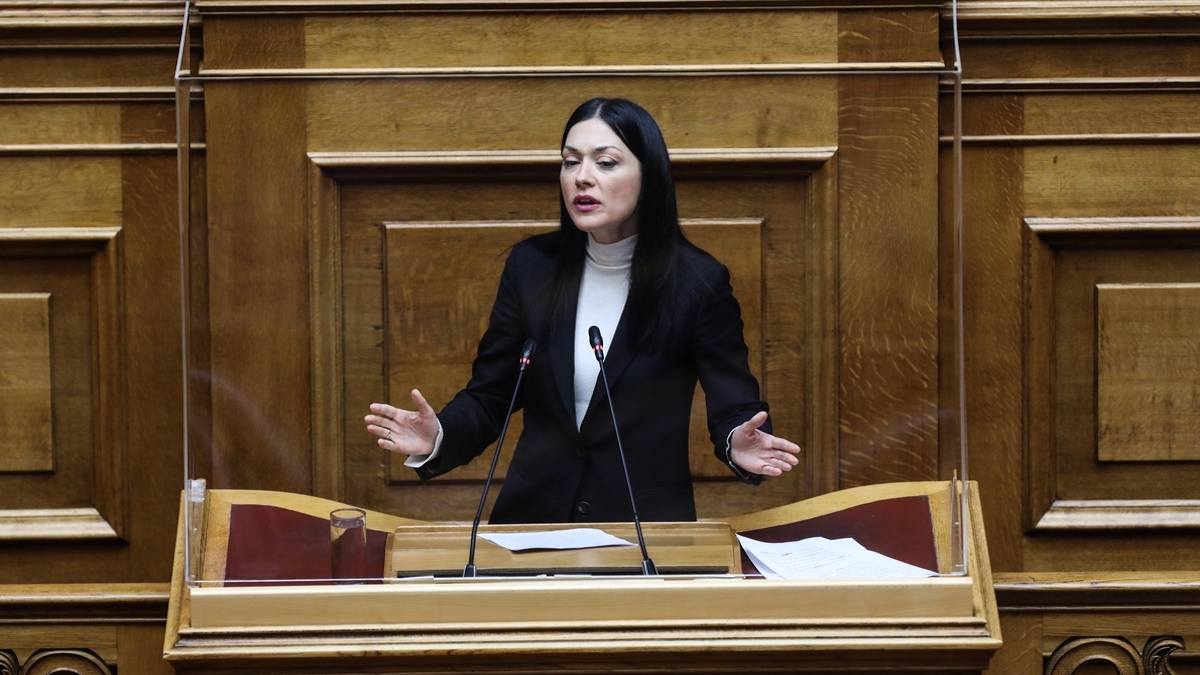 Νάντια Γιαννακοπούλου | «Να δοθούν οι απαντήσεις για την τραγωδία των Τεμπών»