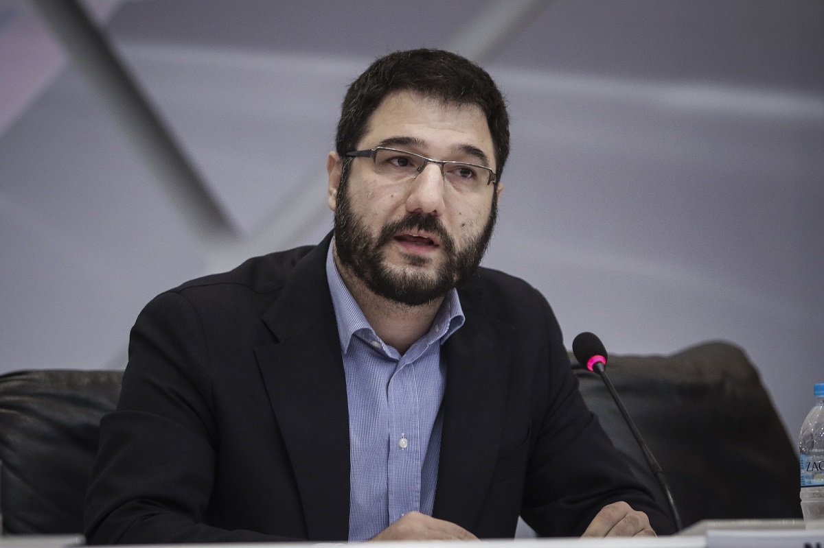 Ηλιόπουλος: «Η κυβέρνηση συγακλύπτει τις ευθύνες στα Τέμπη»