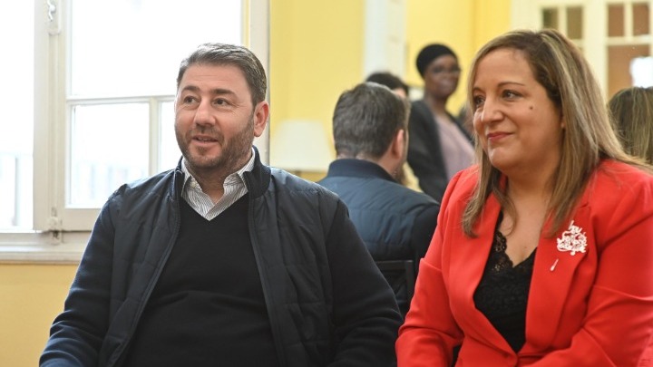 Ανδρουλάκης: Επισκέφθηκε το δίκτυο γυναικών προσφύγων και μεταναστριών «Μέλισσα»
