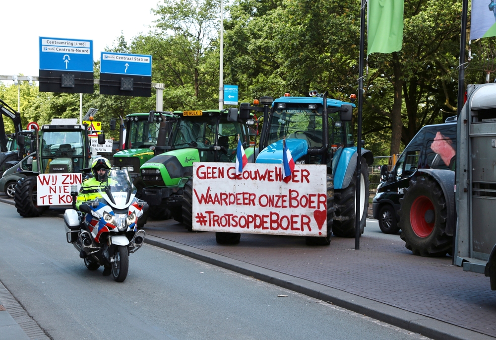 Ολλανδία: Θρίαμβος των αγροτών, πανηγυρίζουν Τραμπ και Λε Πεν!