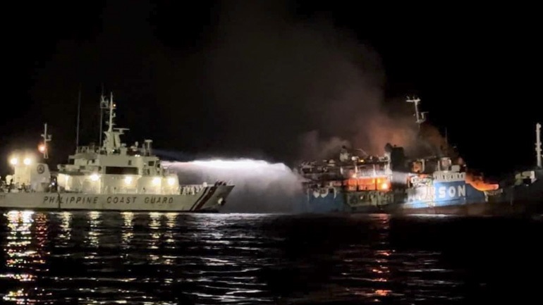 Φιλιππίνες: Φονική πυρκαγιά σε πλοίο