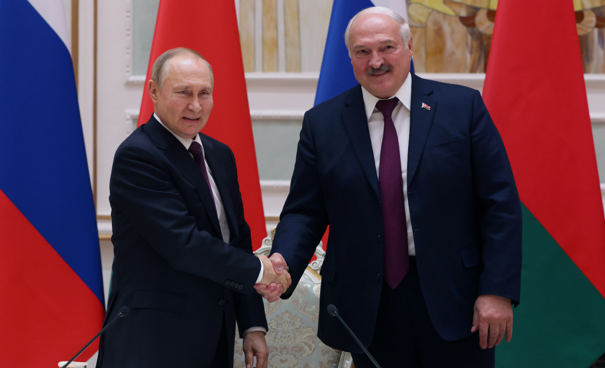 Ρωσία: Ο Πούτιν ανακοίνωσε ότι τον άλλο μήνα αναπτύσσει πυρηνικά όπλα στη Λευκορωσία