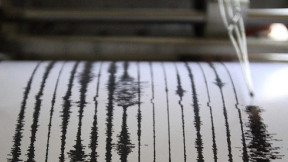 Παπαζάχος για τους σεισμούς στον Κορινθιακό: «Δεν αποκλείονται τα 5 Ρίχτερ»