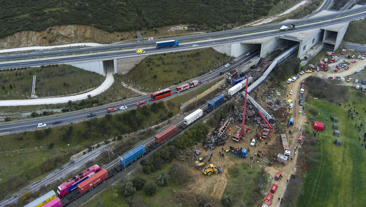 Δυστύχημα στα Τέμπη: Εμπειρογνώμονες ξανά στο σημείο του δυστυχήματος – Τι περιλαμβάνουν οι νέες έρευνες