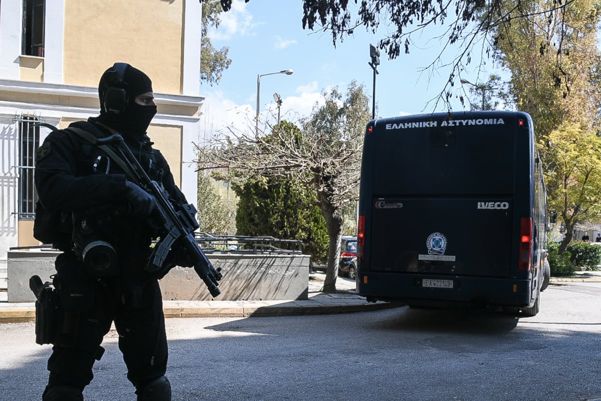 Τρομοκρατική επίθεση: Σε σπίτι στη Ζάκυνθο διέμενε ένας από τους δύο συλληφθέντες