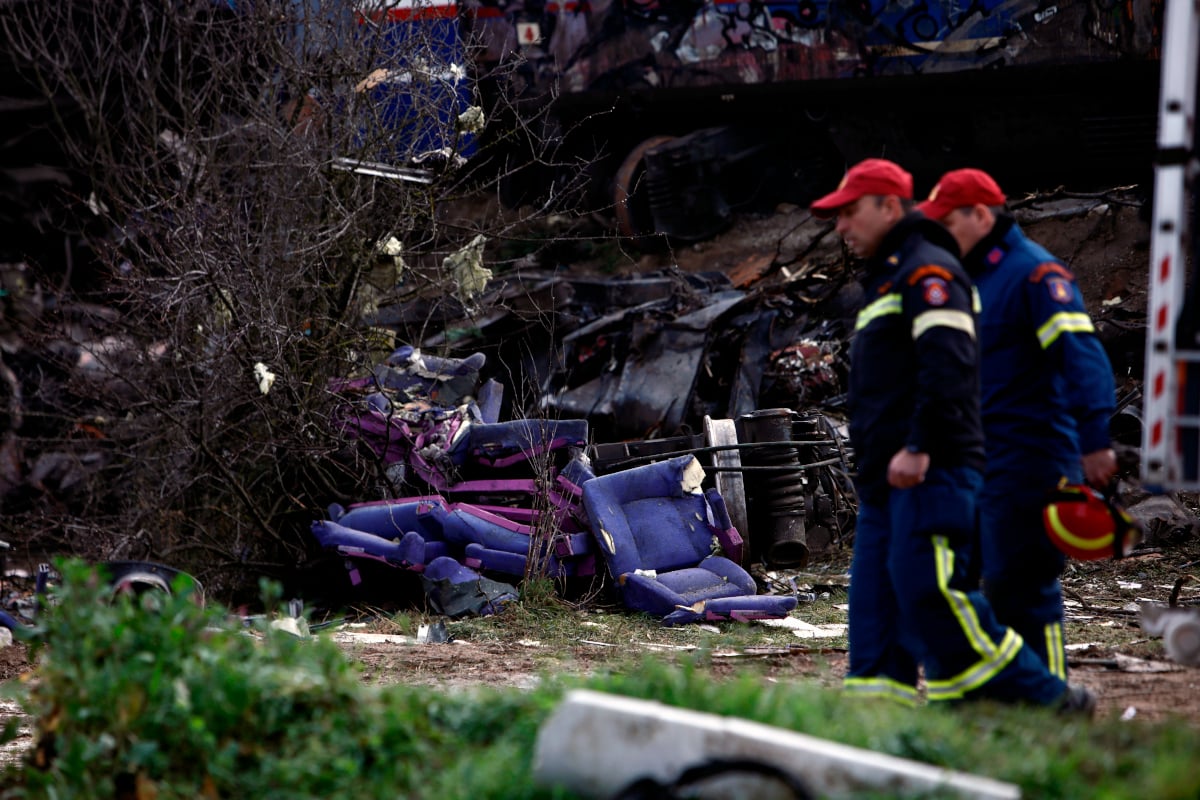 Τέμπη: Αποσωληνώθηκε ο ένας από τους τραυματίες στο «Παπαγεωργίου»