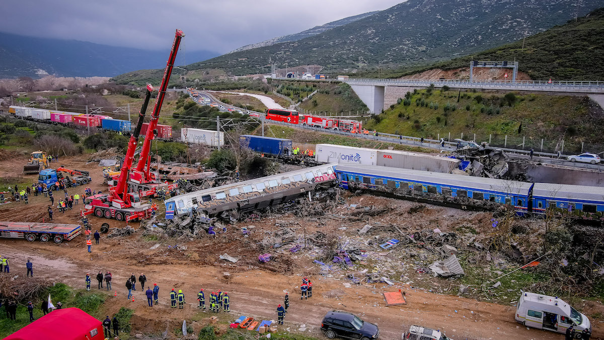 Τέμπη: Ποινική δίωξη για κακουργήματα σε 23 άτομα για τη σύμβαση 717