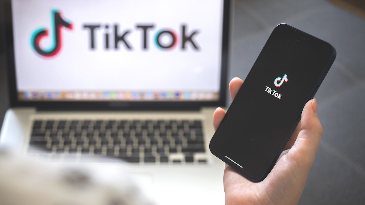 TikTok: Σε ποιες χώρες έχει περιοριστεί ή απαγορευτεί