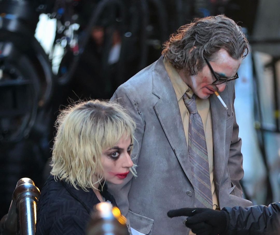 «Joker: Folie à Deux»: H Lady Gaga ως Χάρλεϊ Κουίν στα διάσημα σκαλιά του Μπρονξ