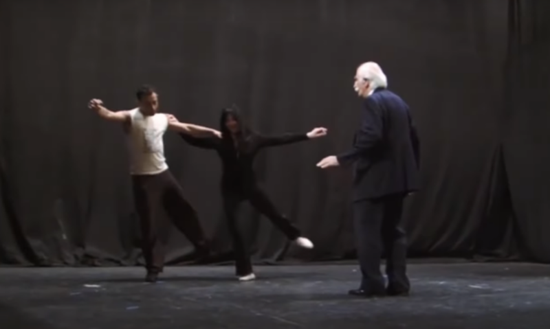 Viral ένας ομογενής χορογράφος 90 ετών!