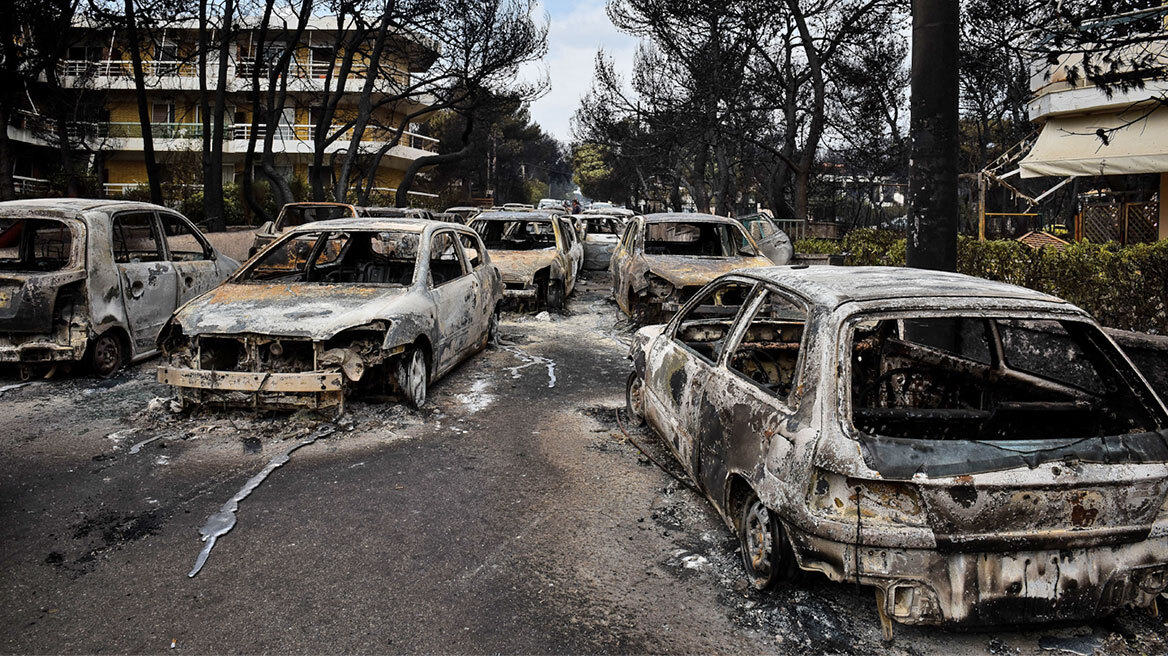 Μάτι: Διακόπηκε η δίκη – Το αίτημα άρσης ασυλίας της Δούρου