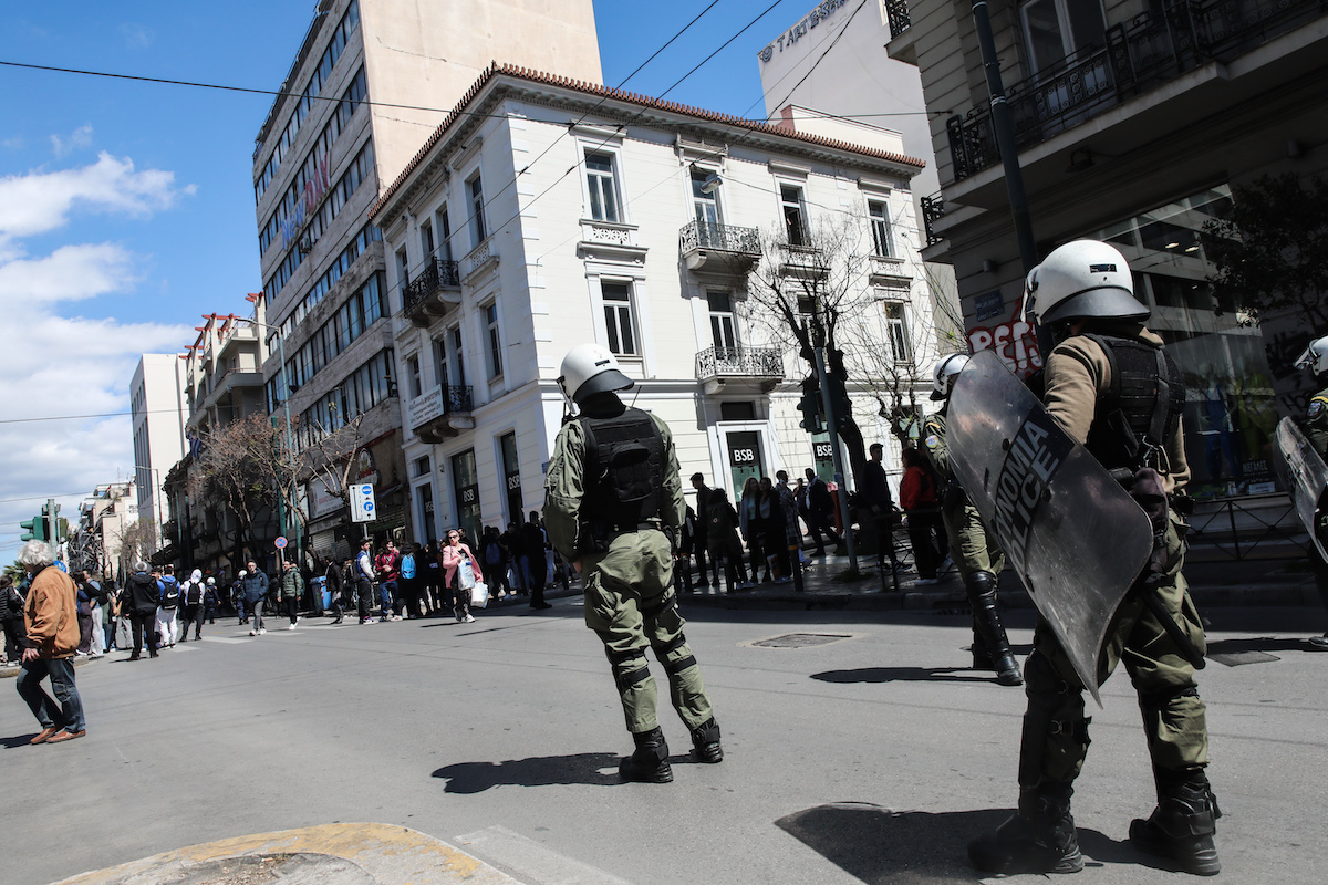 Σπύρος Μπιμπίλας: Θα καταθέσει υπέρ των αστυνομικών για τα επεισόδια έξω από την ΑΣΟΕΕ