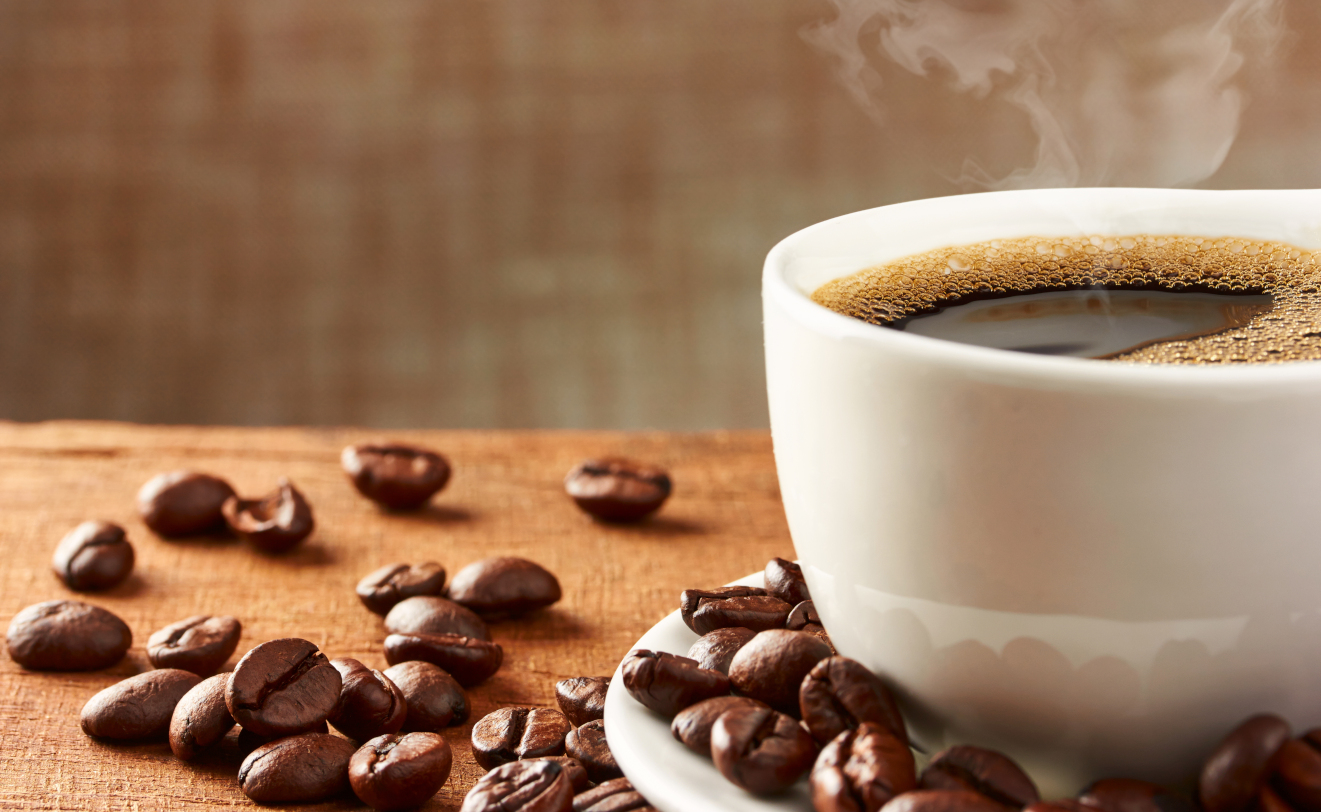 Τέλος ο καφές που ήξερες: Ο καρπός που αλλάζει αναγκαστικά τη γεύση του – όχι προς το καλύτερο