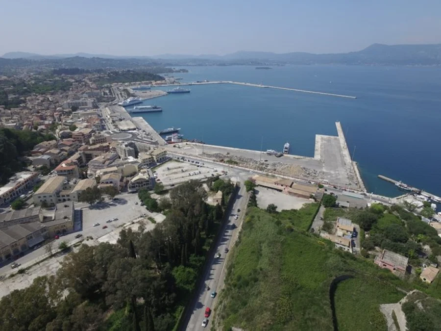 Ως τις 13 Ιουνίου οι δεσμευτικές προσφορές για τη μαρίνα Mega yacht στην Κέρκυρα