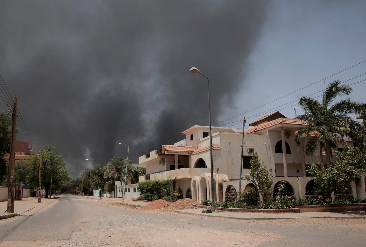 Σφοδρές μάχες στο Σουδάν παρά την παράταση της εκεχειρίας