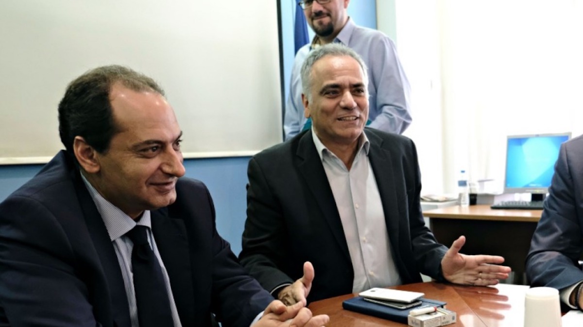 ΣΥΡΙΖΑ: «Αναγκαιότητα η αντικατάσταση του Θεοδωρικάκου από υπηρεσιακό υπουργό»