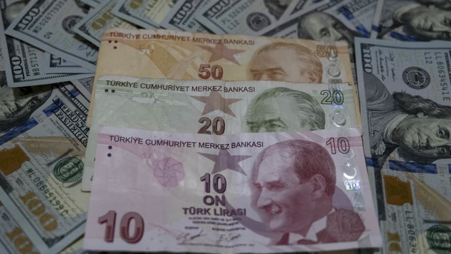 Tο Χρηματιστήριο της Κωνσταντινούπολης, η εξαγορά μετοχών και η αστάθεια στις διεθνείς προβλέψεις πριν τον δεύτερο εκλογικό γύρο