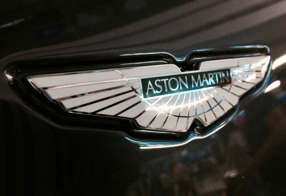 Νέα Aston Martin DB12 με αναβαθμισμένη τεχνολογία