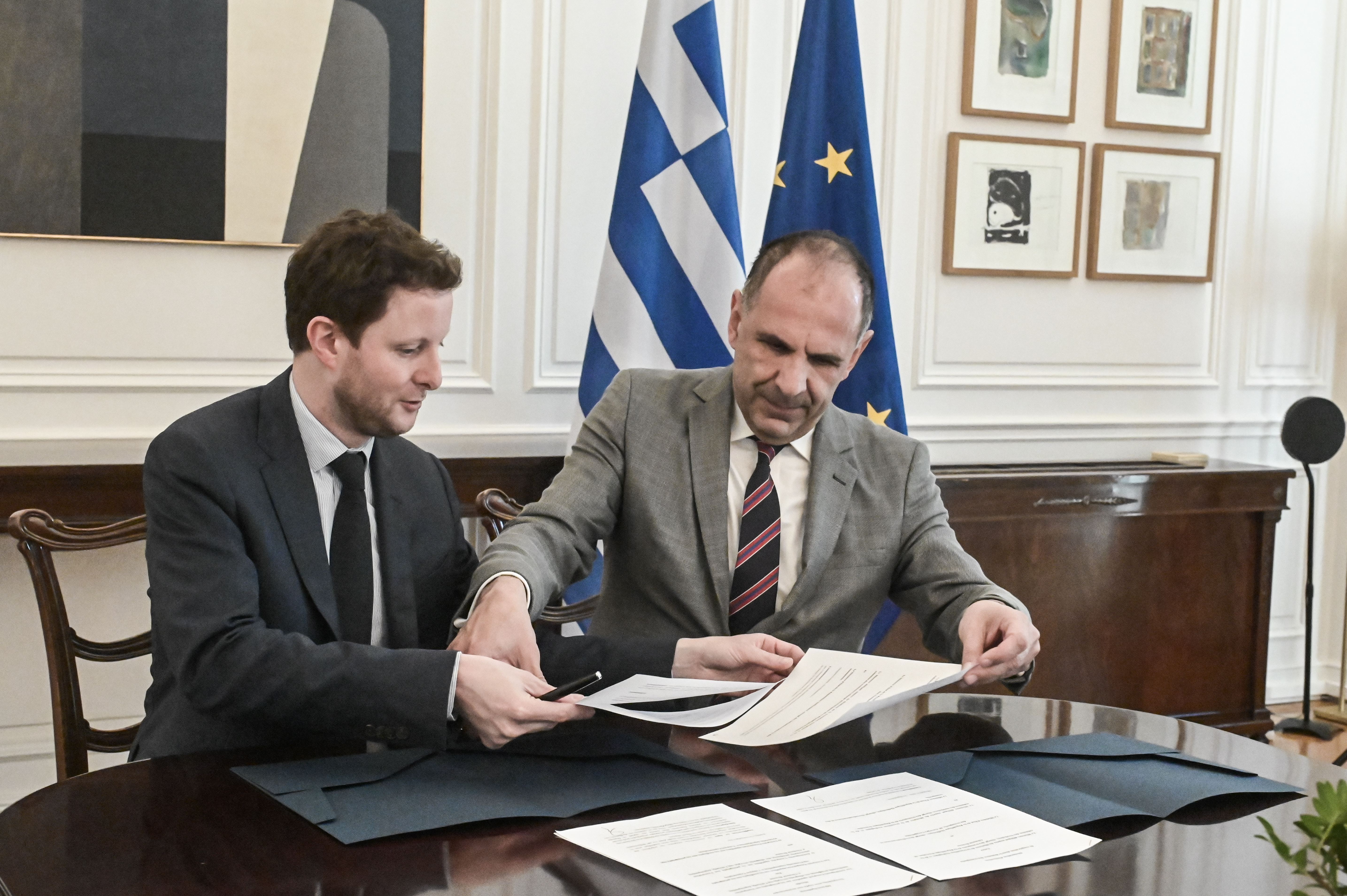 «Έπεσαν» οι υπογραφές Ελλάδας – Γαλλίας για τον ΟΣΕ