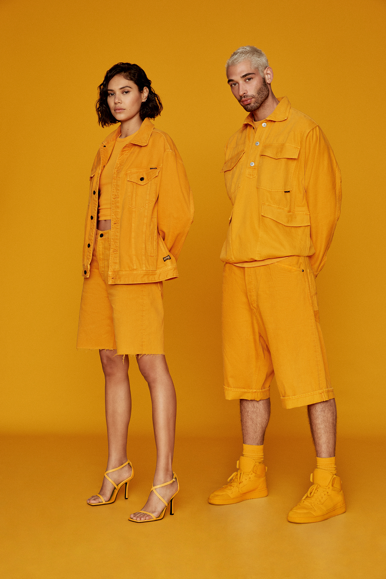 G-Star Raw: Η νέα της συλλογή είναι μια έκρηξη χρωμάτων G-Star Raw