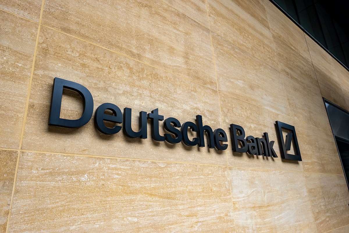 Deutsche Bank: Ισχυρή αναβάθμιση των ελληνικών τραπεζών ενόψει εκλογών