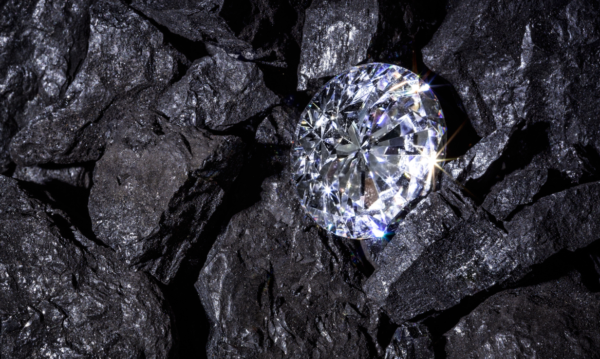 Πώς «γεννήθηκαν» τα διαμάντια: Ταξίδι στο κέντρο της Γης