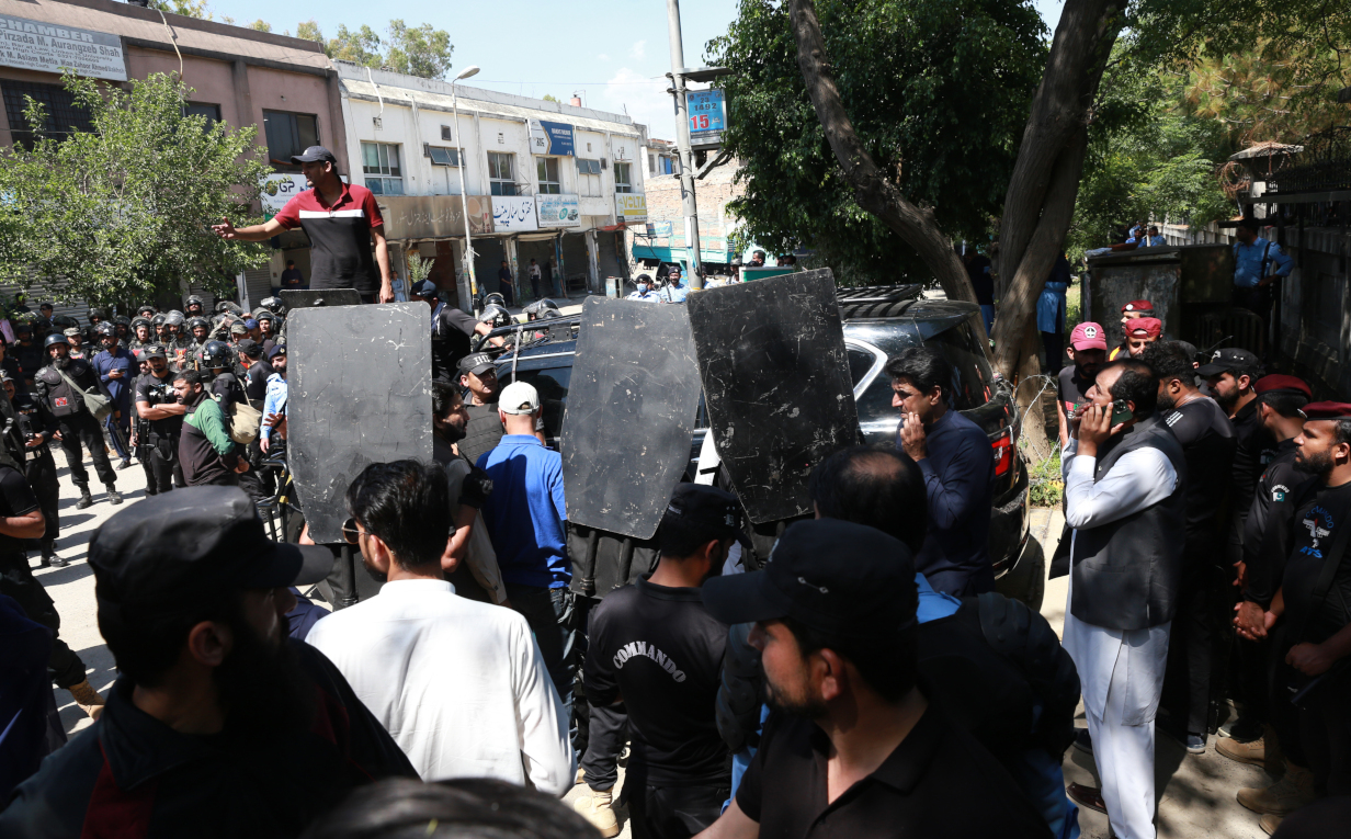 Πακιστάν: Προφυλακίστηκε ο πρώην πρωθυπουργός Χαν