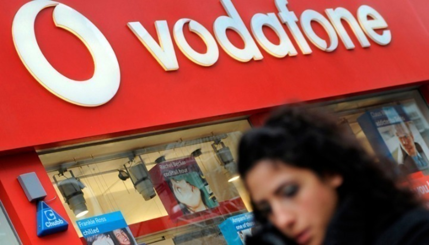 Σχέδιο αναδιάρθρωσης από τη Vodafone – Καταργεί 11.000 θέσεις εργασίας μέσα στην επόμενη τριετία