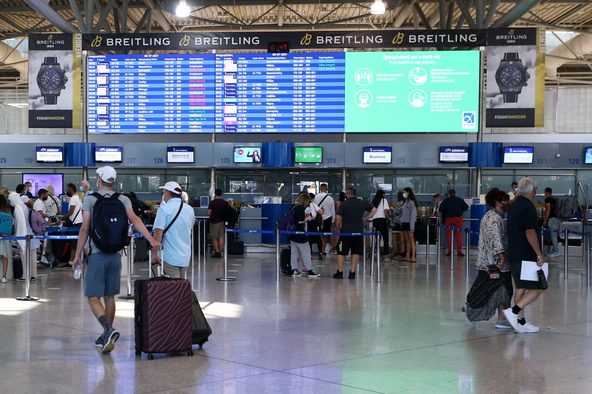 Απογειώθηκε η επιβατική κίνηση στο «Ελευθέριος Βενιζέλος» – Ρεκόρ για όλα τα αεροδρόμια της χώρας