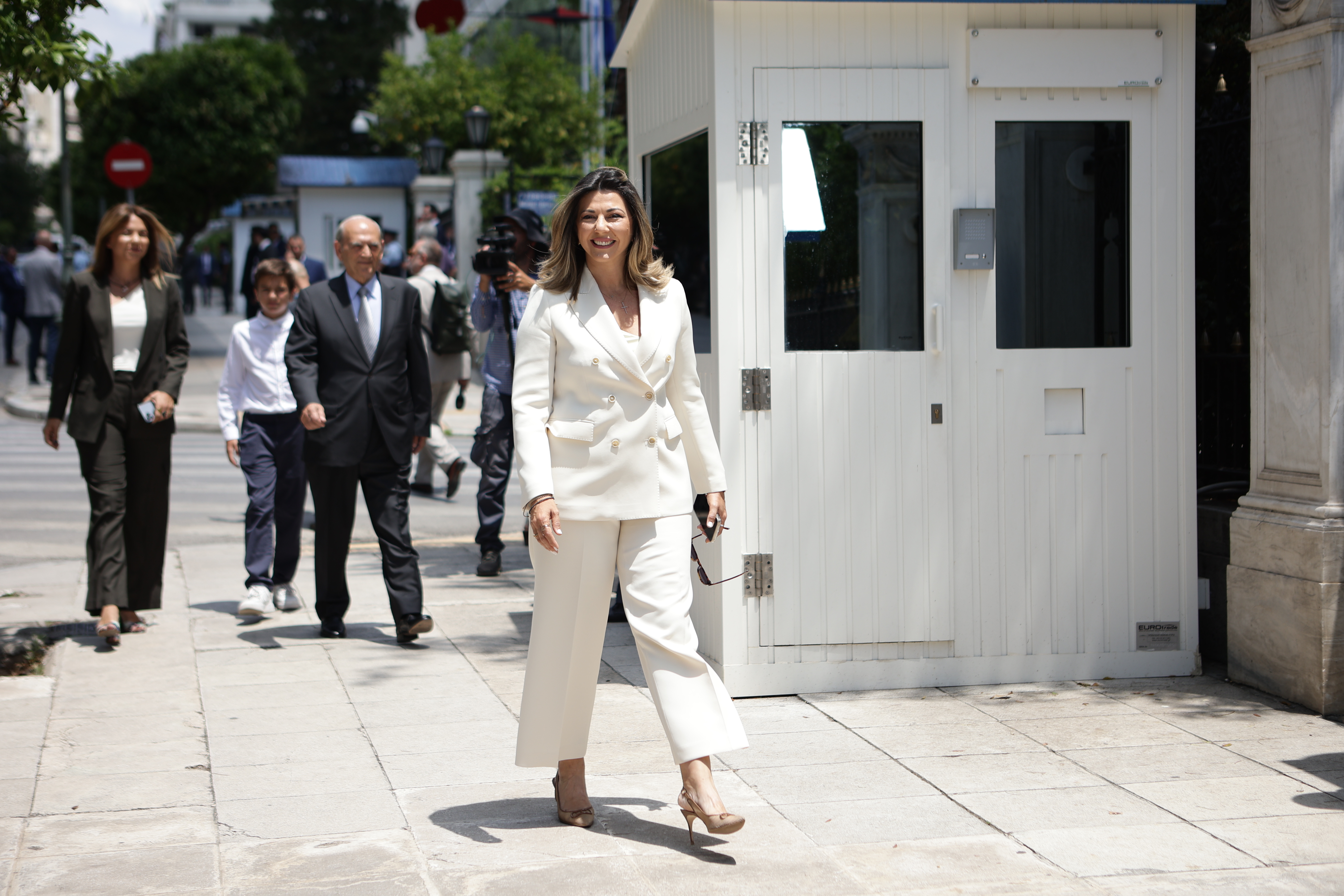 Ορκωμοσία Κυβέρνησης: Τα look που ξεχώρισαν - Οι Υπουργοί, Υφυπουργοί και τα ταίρια που έκαναν την διαφορά ορκωμοσία