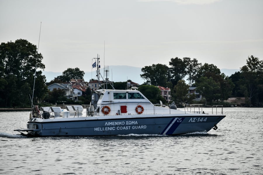 Πύλος: Άκαρπες για δεύτερη νύχτα οι έρευνες – Δεν βρέθηκαν ούτε ζωντανοί, ούτε νεκροί μετανάστες