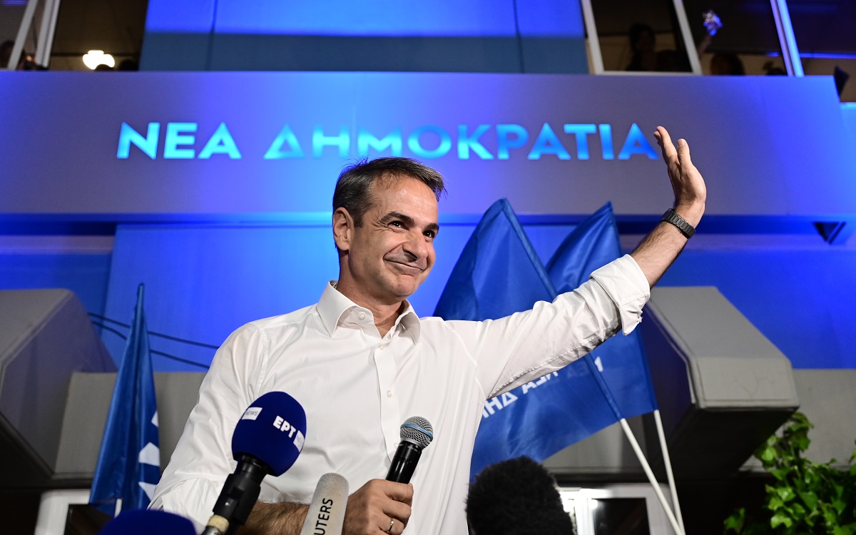 Ο Guardian για τις ελληνικές εκλογές: «Η νίκη της ΝΔ συνιστά μια αποτύπωση της επιθυμίας των Ελλήνων για κανονικότητα»