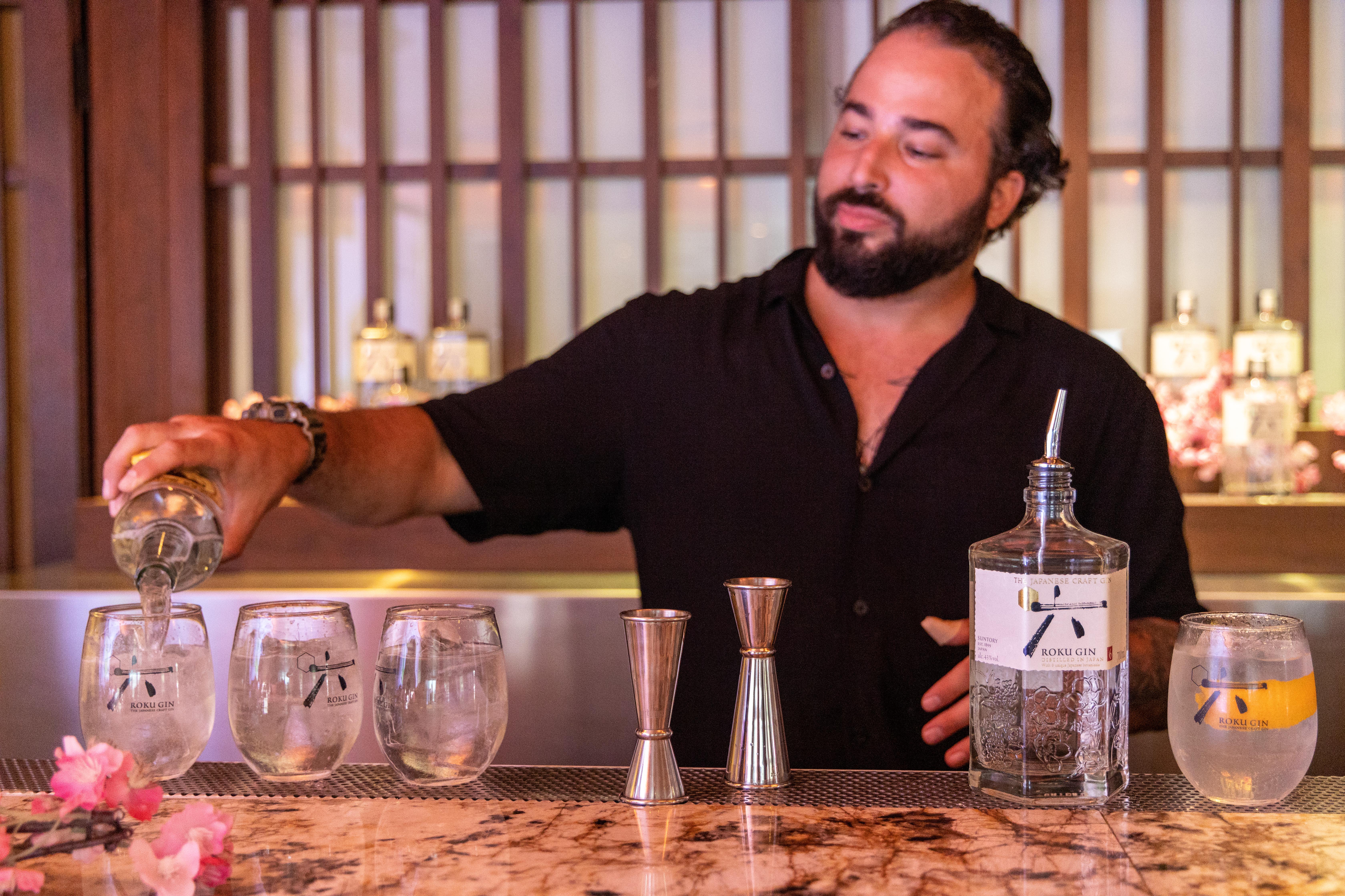 Το Roku Gin μας έκανε να νιώσουμε «Alive with the best of every season» Roku
