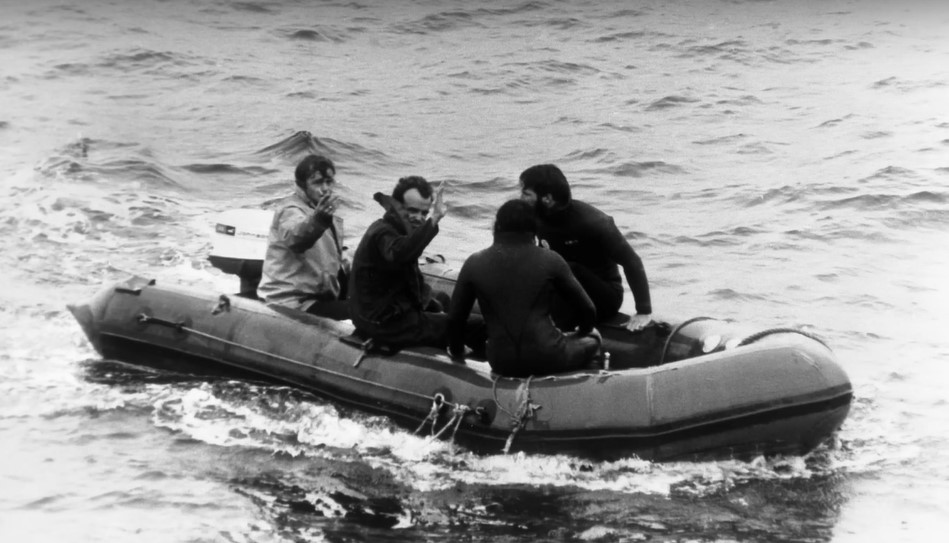 Επιζών ατυχήματος με υποβρύχιο περιγράφει τις 80 δραματικές ώρες στο βυθό - Πώς σώθηκε υποβρύχιο
