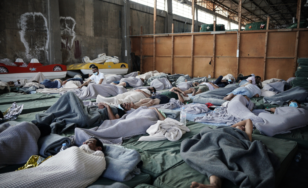 Οι επιζώντες μιας τραγωδίας: Οι φωτογραφίες του Μενέλαου Μυρίλλα από την Πύλο που έκαναν τον γύρο του κόσμου